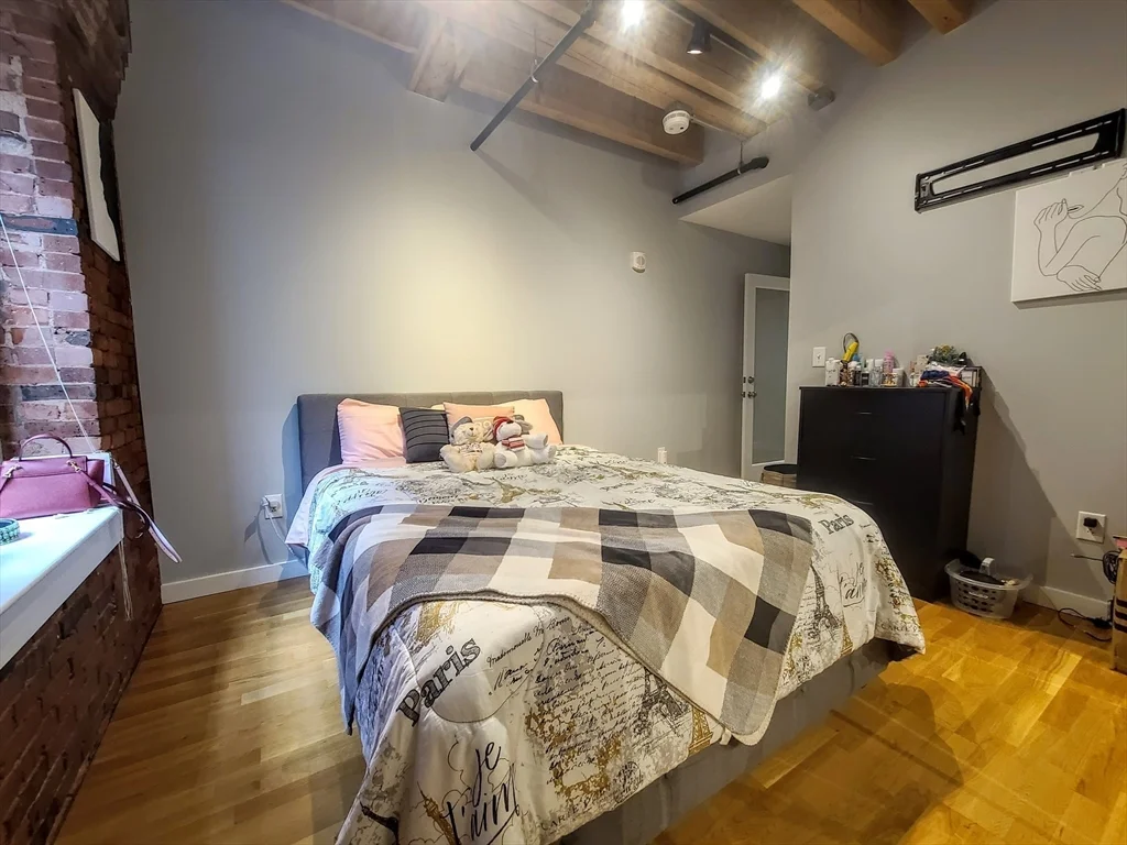 1 bed, 1 bath apartment for rent at 99-105 Broad St Unit 4E, Waterfront — photo 13 of 16