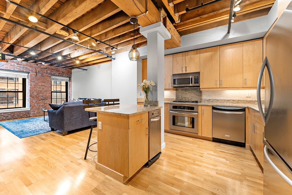 1 bed, 1 bath apartment for rent at 99-105 Broad St Unit 5B, Waterfront — photo 5 of 17