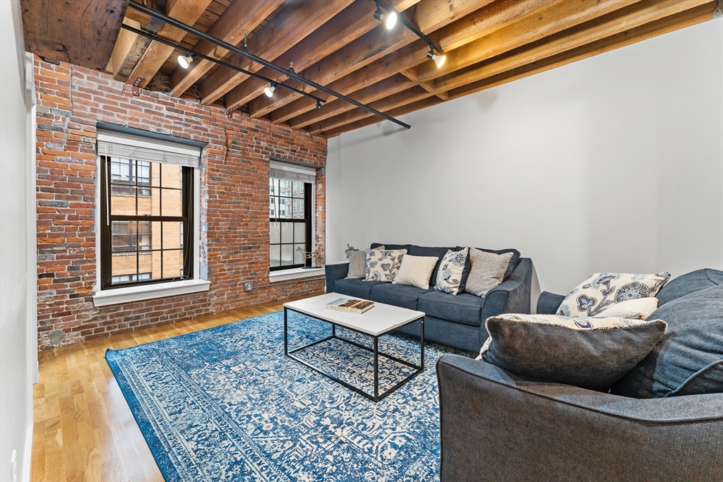 1 bed, 1 bath apartment for rent at 99-105 Broad St Unit 5B, Waterfront — photo 8 of 17