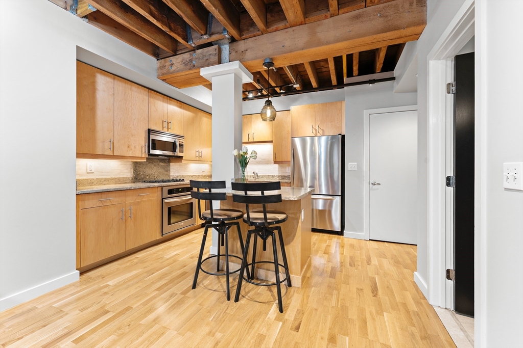 1 bed, 1 bath apartment for rent at 99-105 Broad St Unit 5B, Waterfront — photo 1 of 17