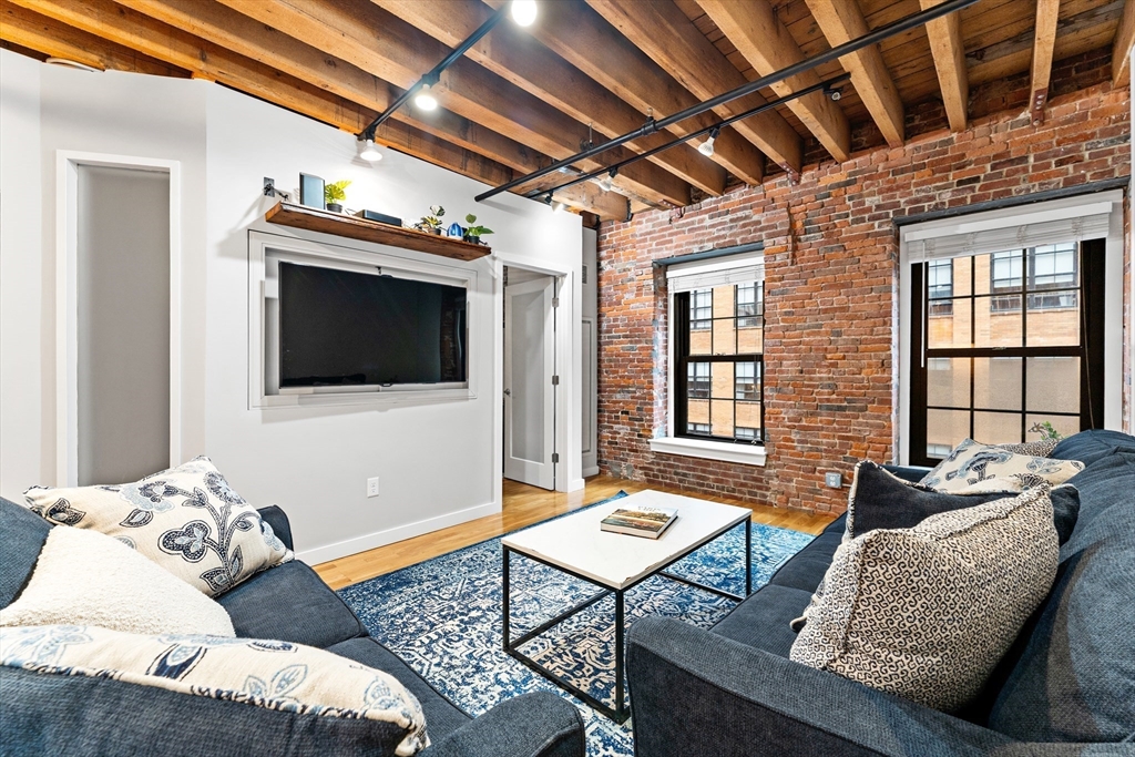 1 bed, 1 bath apartment for rent at 99-105 Broad St Unit 5B, Waterfront — photo 10 of 17