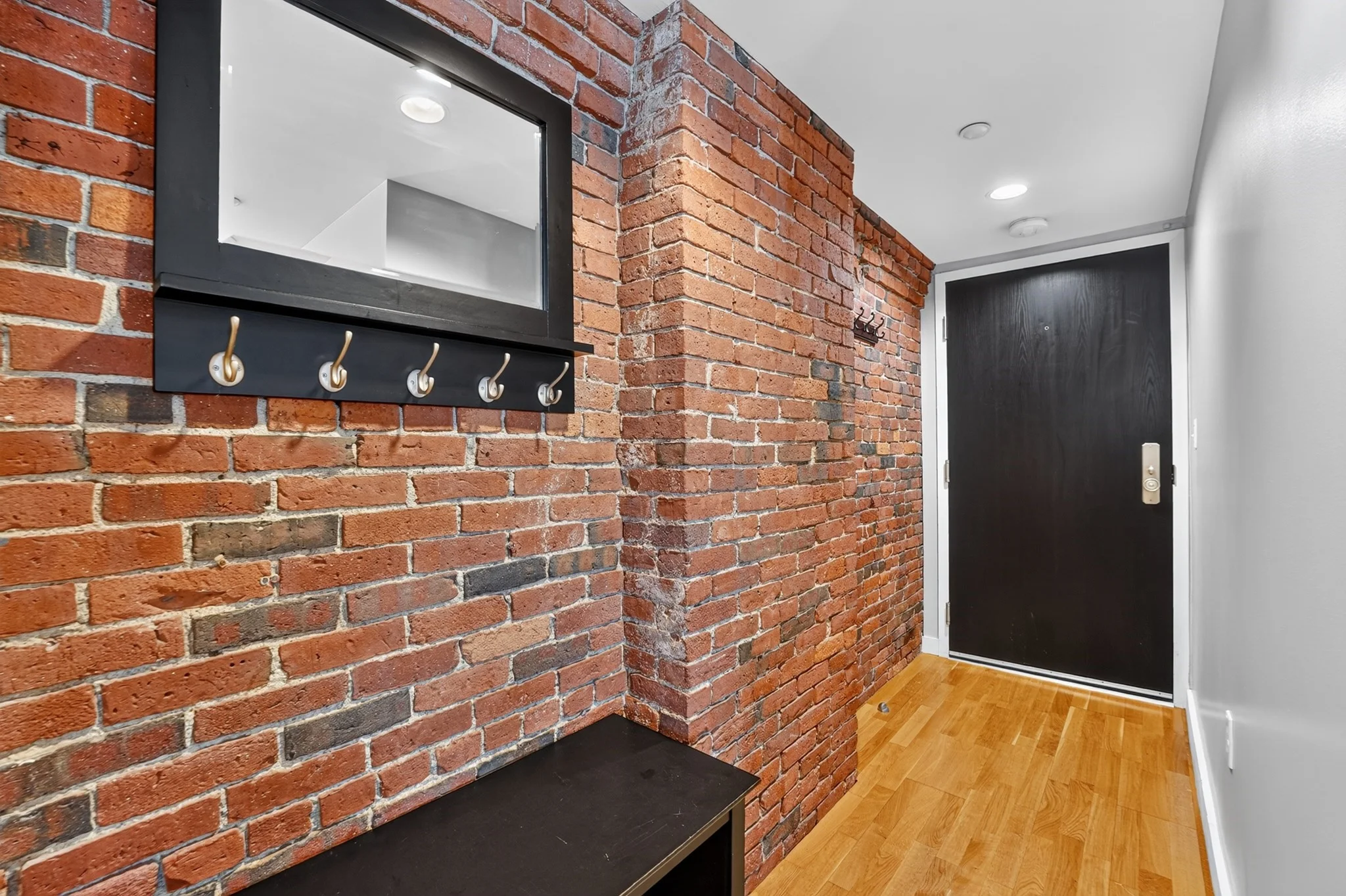Studio bed, 1 bath apartment for rent at 101 Broad St Unit 6G, Boston Downtown — photo 13 of 22
