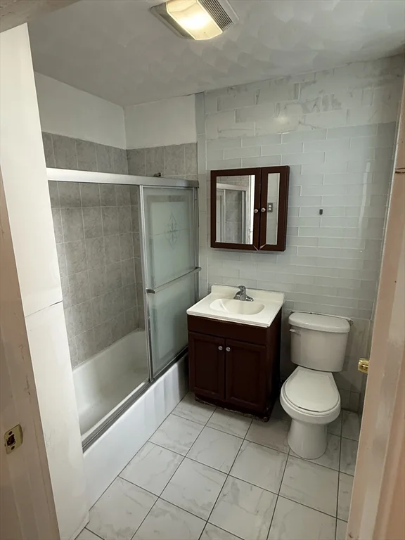 1 bed, 1 bath apartment for rent at 101 Brooks St Unit 1, East Boston — photo 4 of 7