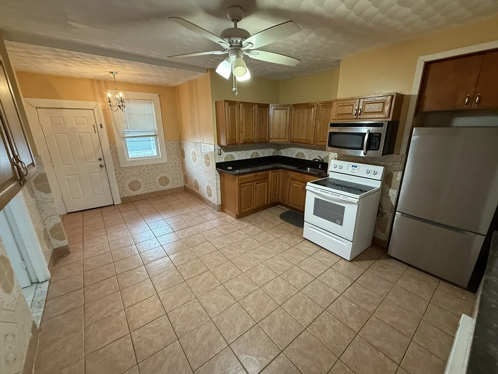 1 bed, 1 bath apartment for rent at 101 Brooks St Unit 1, East Boston — photo 2 of 7