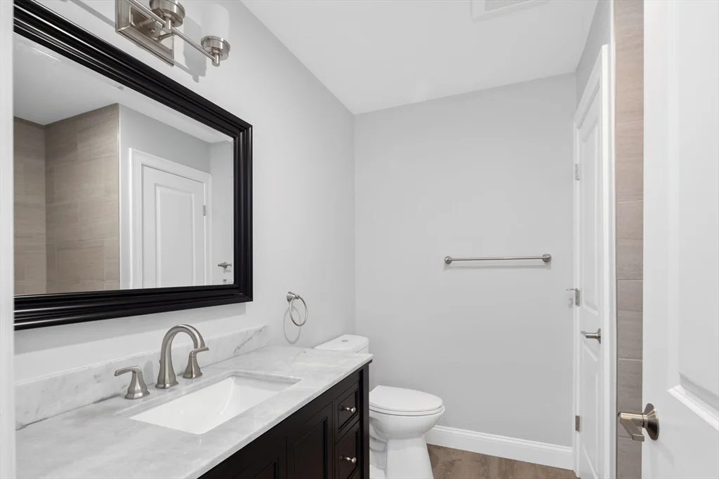 2 bed, 1 bath apartment for rent at 101 California Ave Unit 103, Quincy — photo 8 of 13
