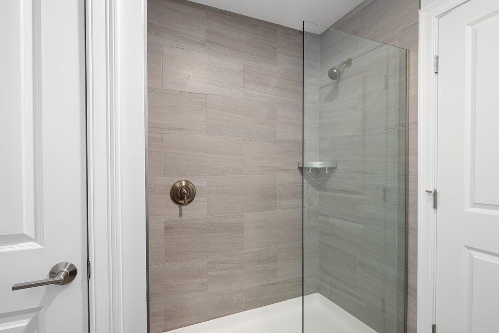 2 bed, 1 bath apartment for rent at 101 California Ave Unit 302, West Quincy — photo 9 of 10