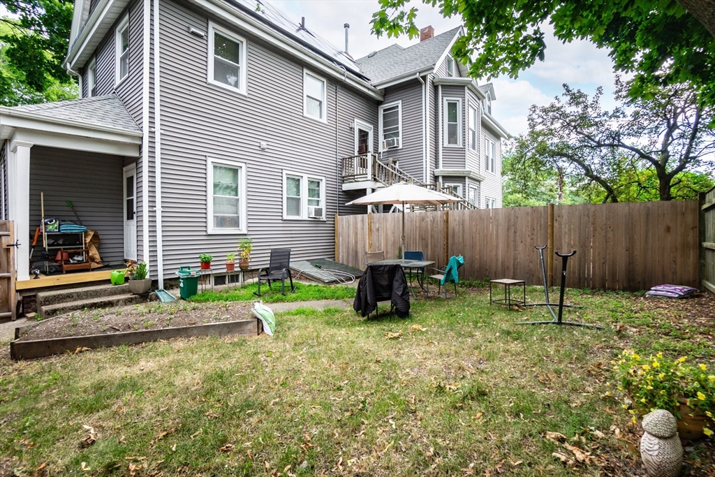 2 bed, 1 bath apartment for rent at 101 Central Ave Unit 1, Newtonville — photo 22 of 22