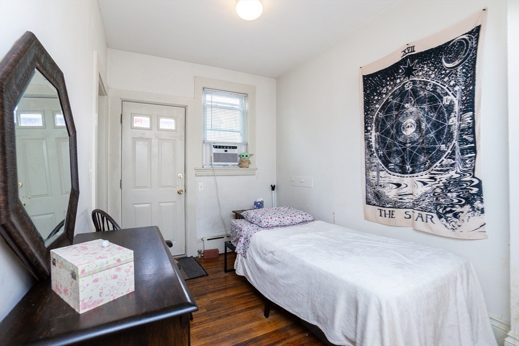 2 bed, 1 bath apartment for rent at 101 Central Ave Unit 1, Newtonville — photo 19 of 22