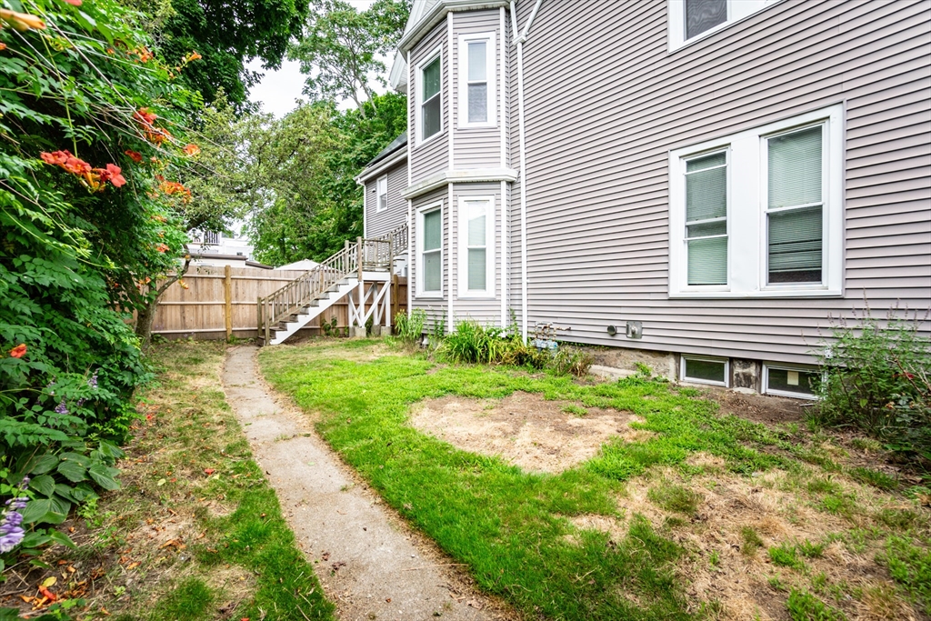 2 bed, 1 bath apartment for rent at 101 Central Ave Unit 2, Newtonville — photo 22 of 23