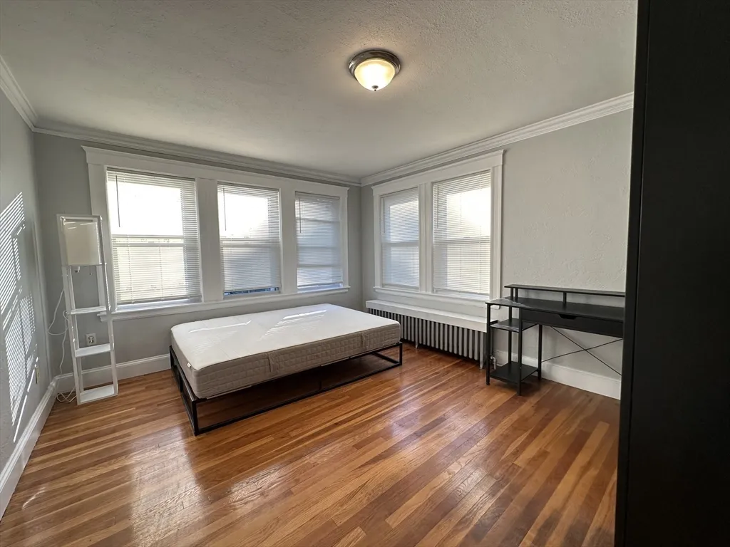 3 bed, 1 bath apartment for rent at 101 Colborne Rd Unit 101, Brighton — photo 11 of 14