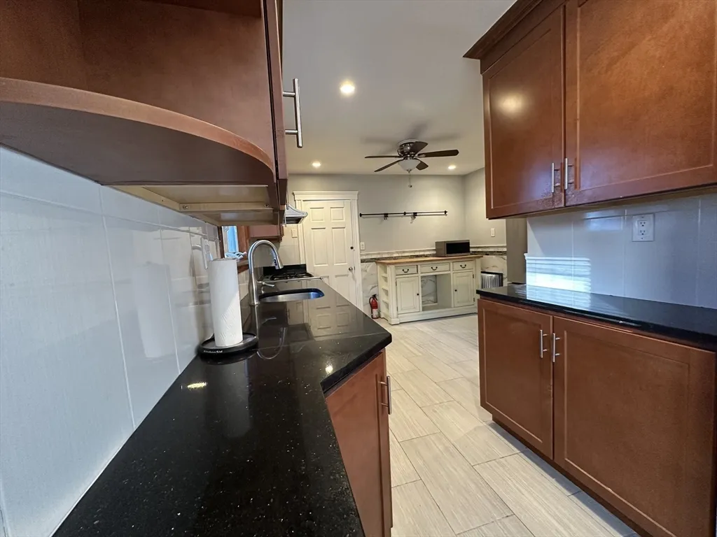 3 bed, 1 bath apartment for rent at 101 Colborne Rd Unit 101, Brighton — photo 4 of 14