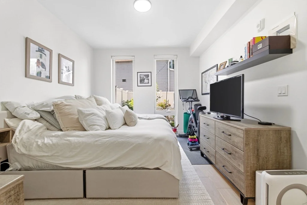 2 bed, 2 bath apartment for rent at 101 Condor St Unit 205, East Boston — photo 13 of 26