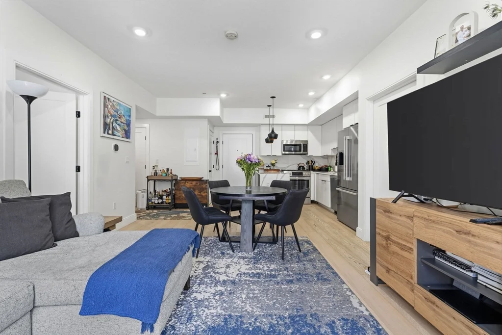 2 bed, 2 bath apartment for rent at 101 Condor St Unit 205, East Boston — photo 10 of 26