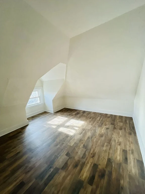 5 bed, 1 bath apartment for rent at 101 Cross St Unit 2, East Somerville — photo 7 of 8