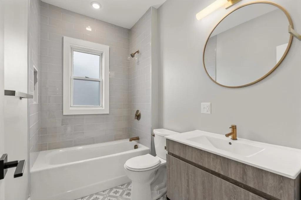 3 bed, 2 bath apartment for rent at 101 Draper St Unit 2, Dorchester — photo 12 of 19