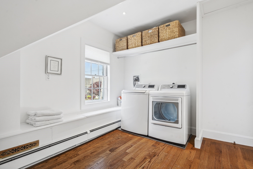 5 bed, 2 bath apartment for rent at 101 Elm St, Marblehead — photo 25 of 33