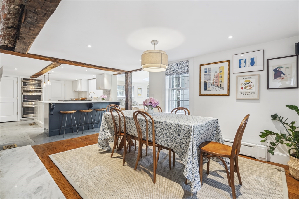 5 bed, 2 bath apartment for rent at 101 Elm St, Marblehead — photo 10 of 33