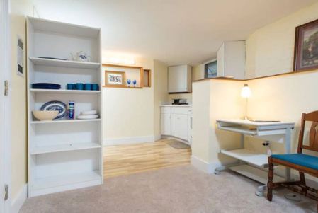 1 bed, 1 bath apartment for rent at 101 Fayerweather St Unit B, West Cambridge — photo 2 of 12