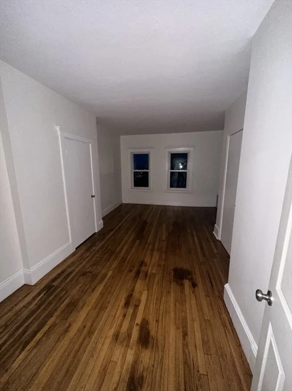 3 bed, 1 bath apartment for rent at 101 Florence Unit 2, Revere Beach — photo 4 of 8
