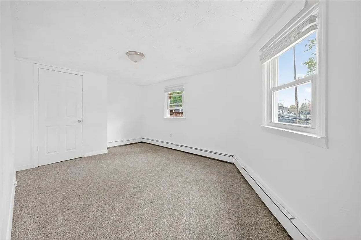 3 bed, 1 bath apartment for rent at 101 Geneva Ave Unit 2, Dorchester — photo 6 of 10