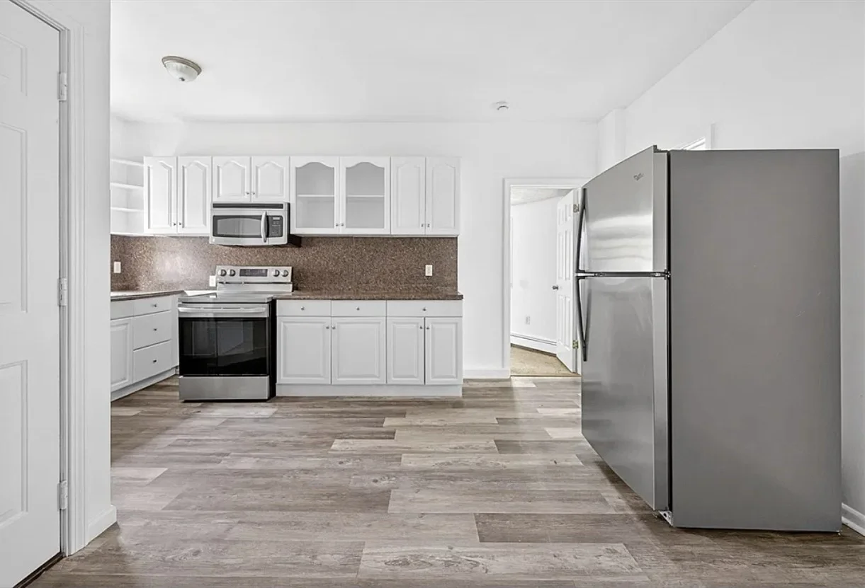 3 bed, 1 bath apartment for rent at 101 Geneva Ave Unit 2, Dorchester — photo 2 of 10