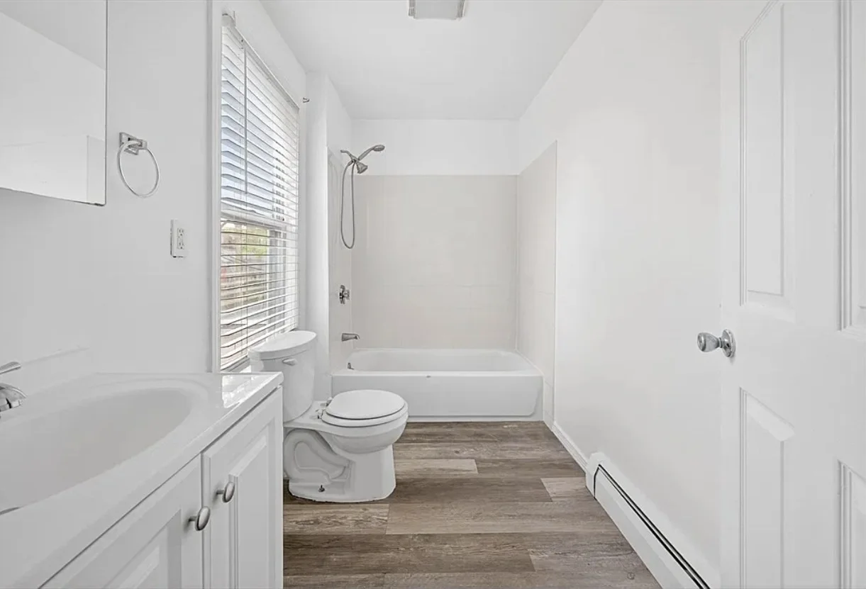 3 bed, 1 bath apartment for rent at 101 Geneva Ave Unit 2, Dorchester — photo 9 of 10