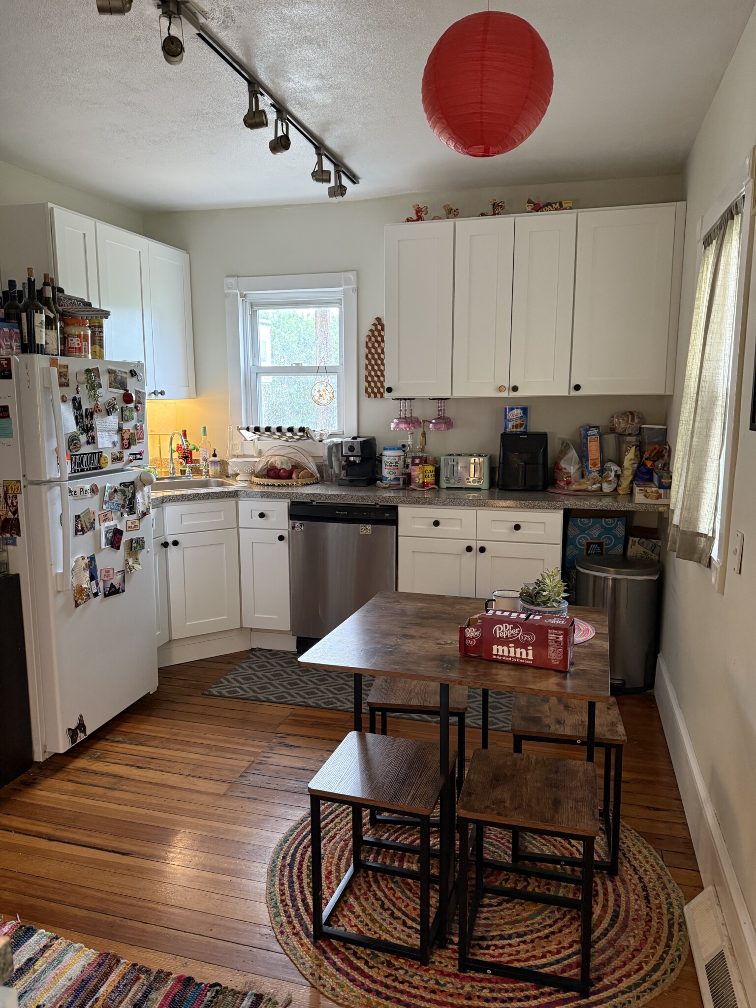 3.5 bed, 1 bath apartment for rent at 101 Heath St Unit 1 Copy, Winter Hill — photo 8 of 19