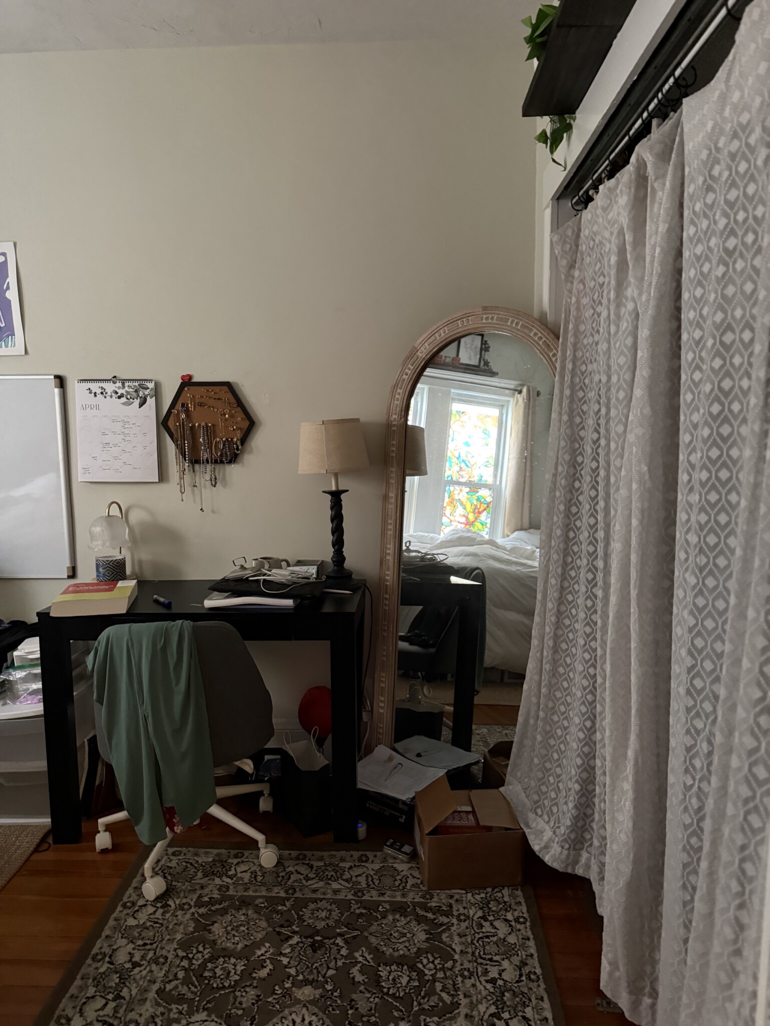 3.5 bed, 1 bath apartment for rent at 101 Heath St Unit 1 Copy, Winter Hill — photo 17 of 19