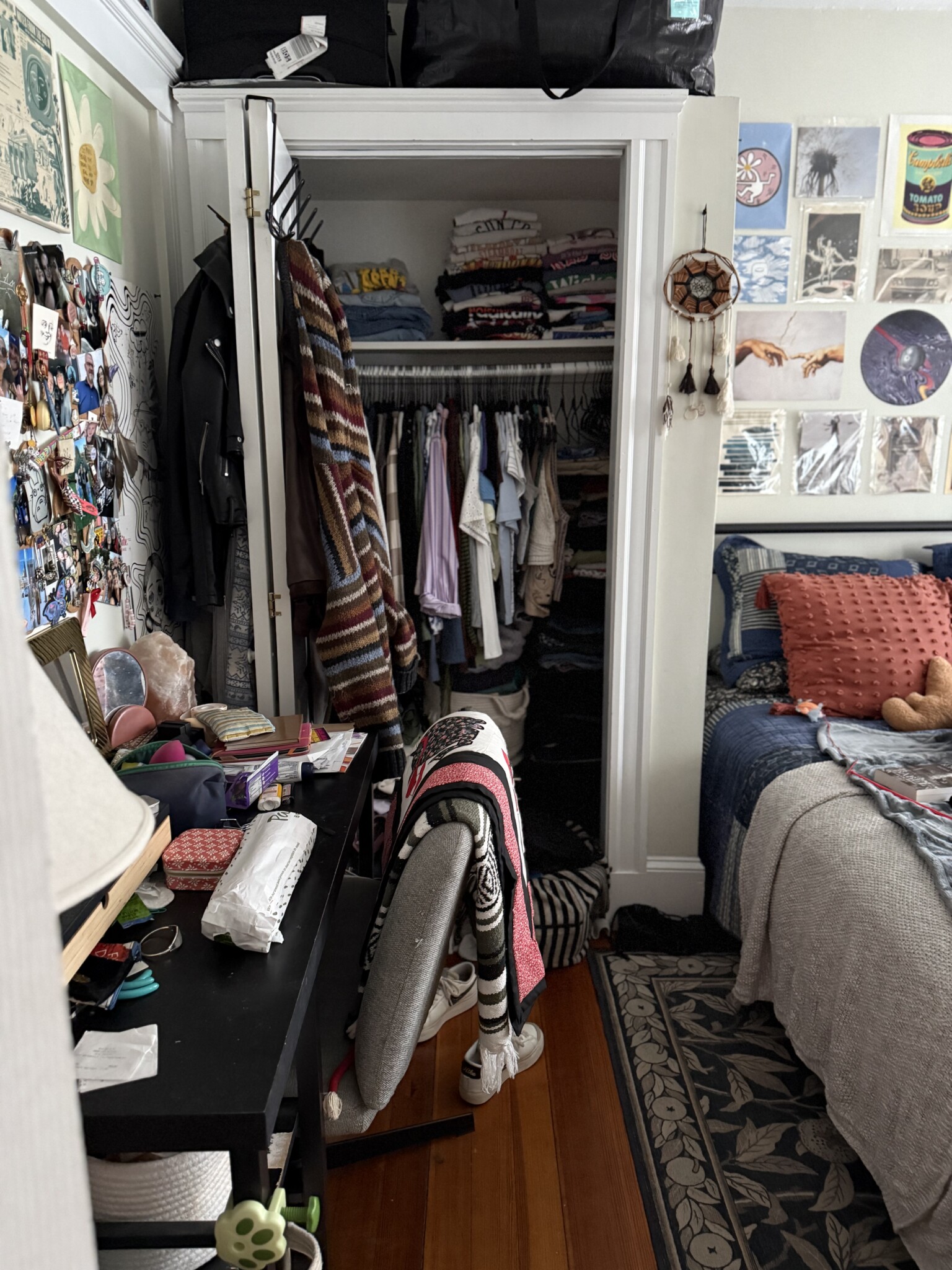 3.5 bed, 1 bath apartment for rent at 101 Heath St Unit 1 Copy, Winter Hill — photo 4 of 19