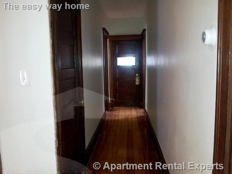 4 bed, 1 bath apartment for rent at 101 Heath St Unit 1, Winter Hill — photo 6 of 10