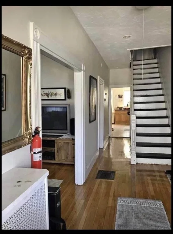 6 bed, 2 bath apartment for rent at 101 Hooker St Unit 1, Allston — photo 3 of 6