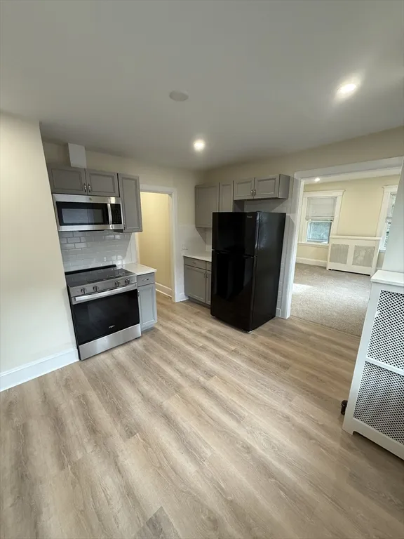 2 bed, 1 bath apartment for rent at 101 Kilsyth Rd Unit 101, Brighton