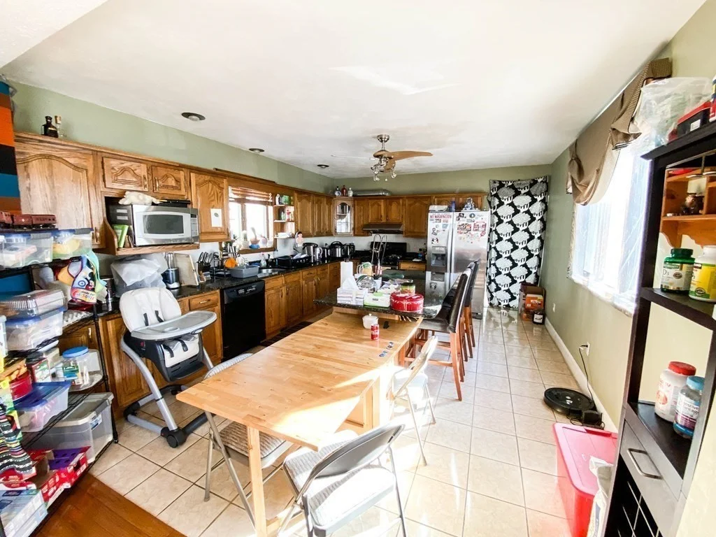 5 bed, 2 bath apartment for rent at 101 Magoun Ave Unit 101, Glenwood — photo 3 of 22