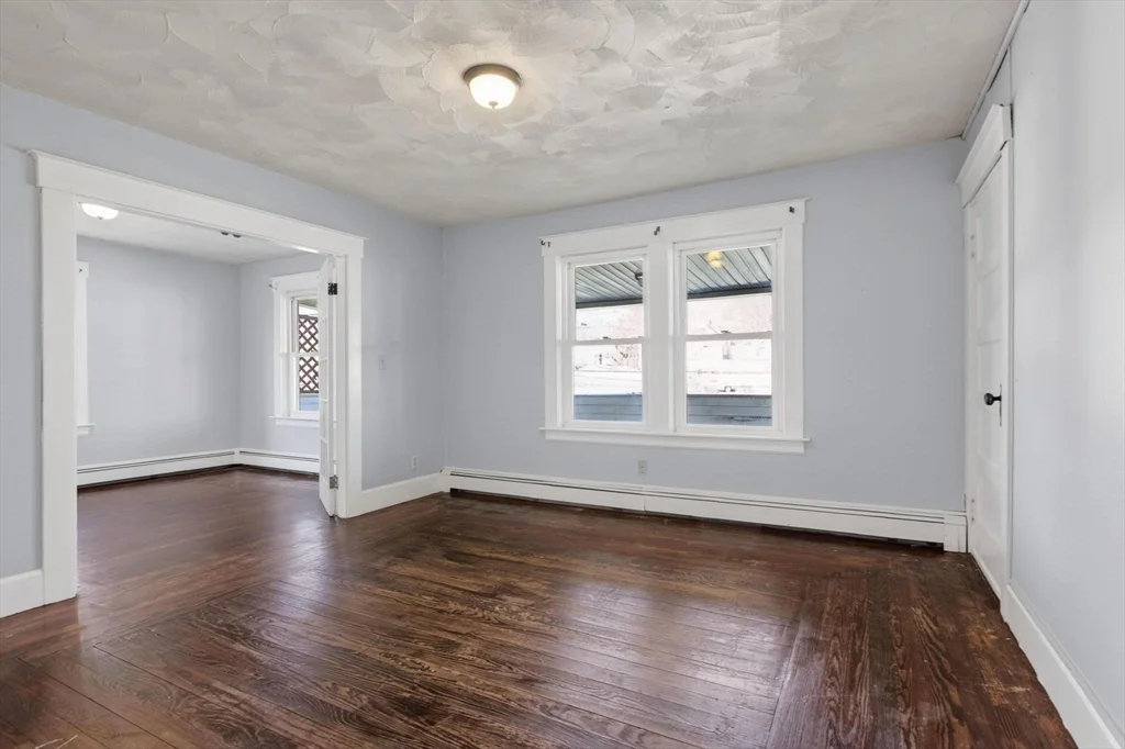 2 bed, 1 bath apartment for rent at 101 Marquette St Unit 2, Gardner — photo 4 of 19