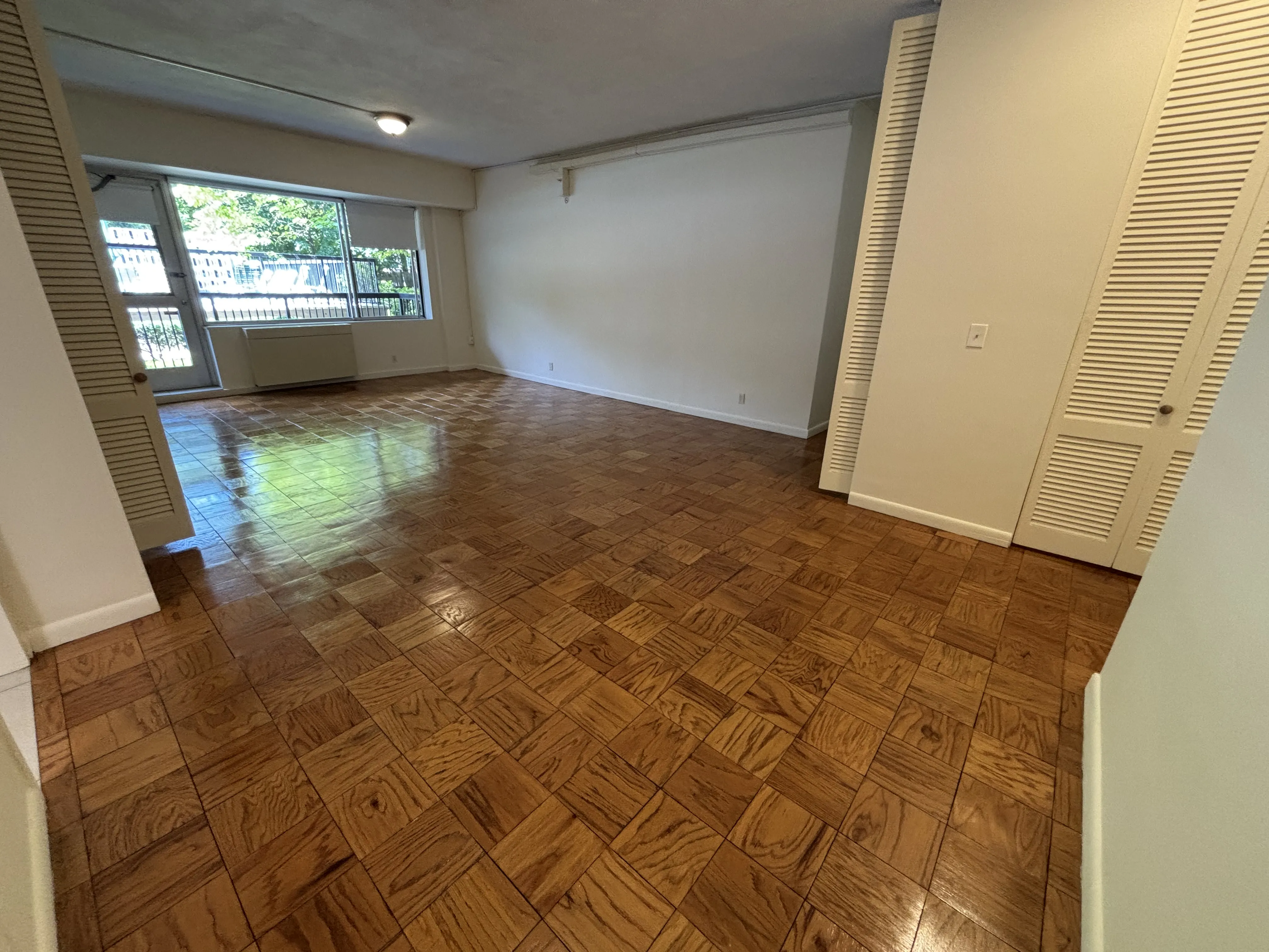 1 bed, 1 bath apartment for rent at 101 Monmouth St Unit 102, Longwood — photo 2 of 8