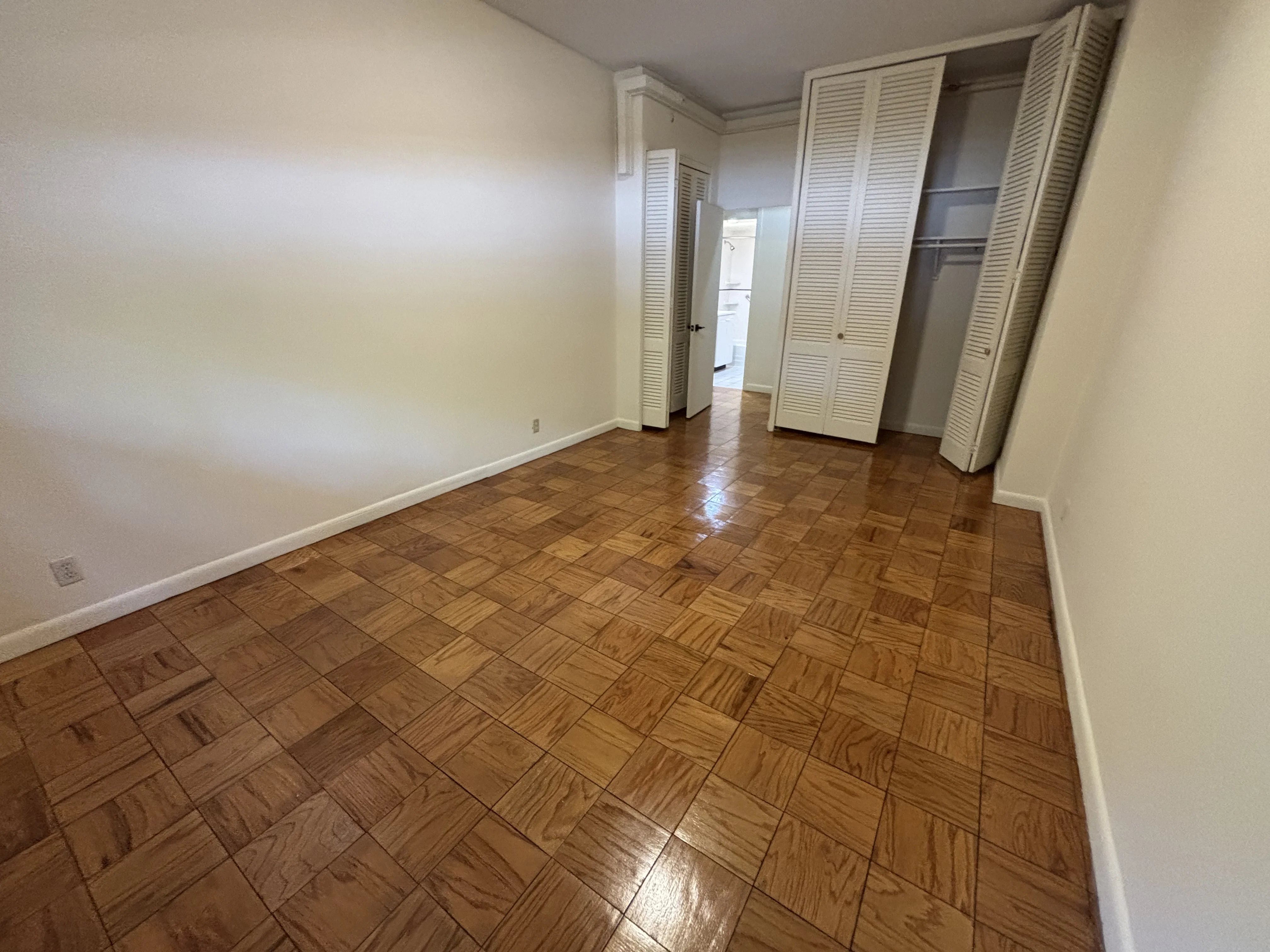 1 bed, 1 bath apartment for rent at 101 Monmouth St Unit 102, Longwood — photo 7 of 8