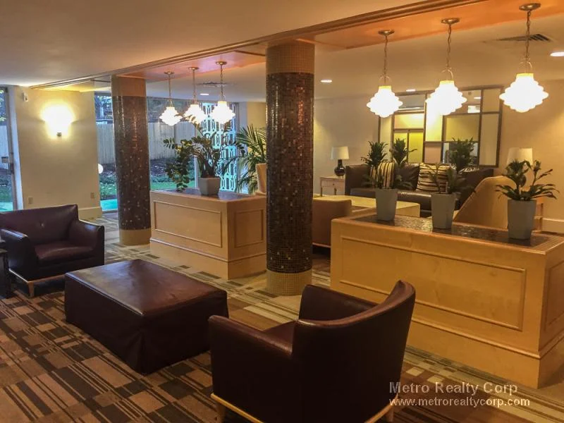 1 bed, 1 bath apartment for rent at 101 Monmouth St Unit 214, Longwood — photo 3 of 11