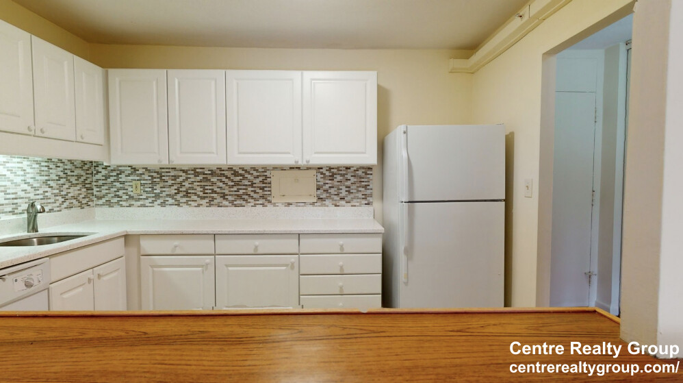 3 bed, 2 bath apartment for rent at 101 Monmouth St Unit 401, Longwood — photo 8 of 15