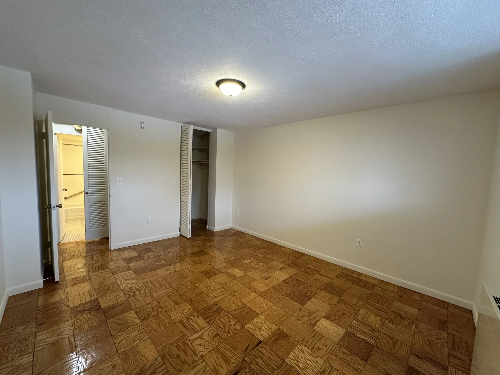 1 bed, 1 bath apartment for rent at 101 Monmouth St Unit 516, Longwood — photo 14 of 19
