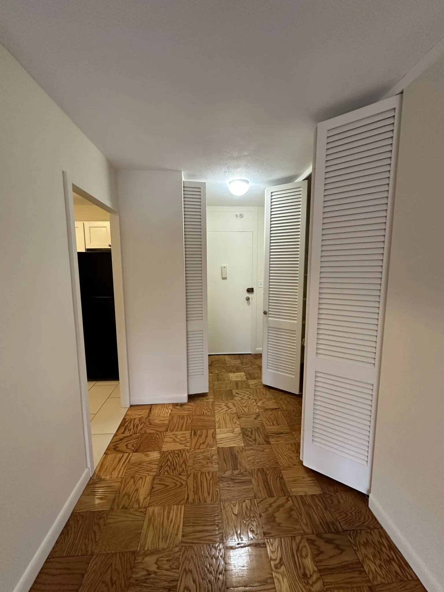 1 bed, 1 bath apartment for rent at 101 Monmouth St Unit 516, Longwood — photo 8 of 19