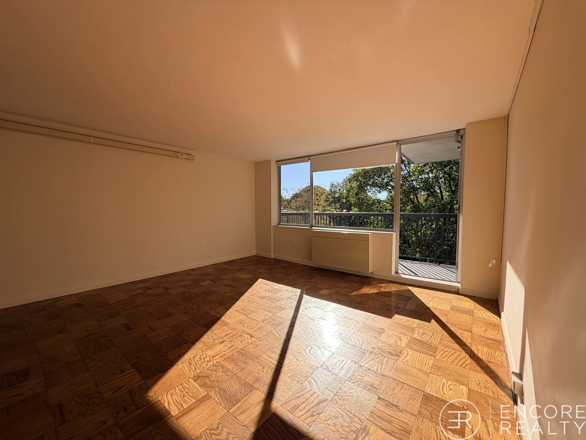 3 bed, 2 bath apartment for rent at 101 Monmouth St Unit 601A, Longwood — photo 4 of 32