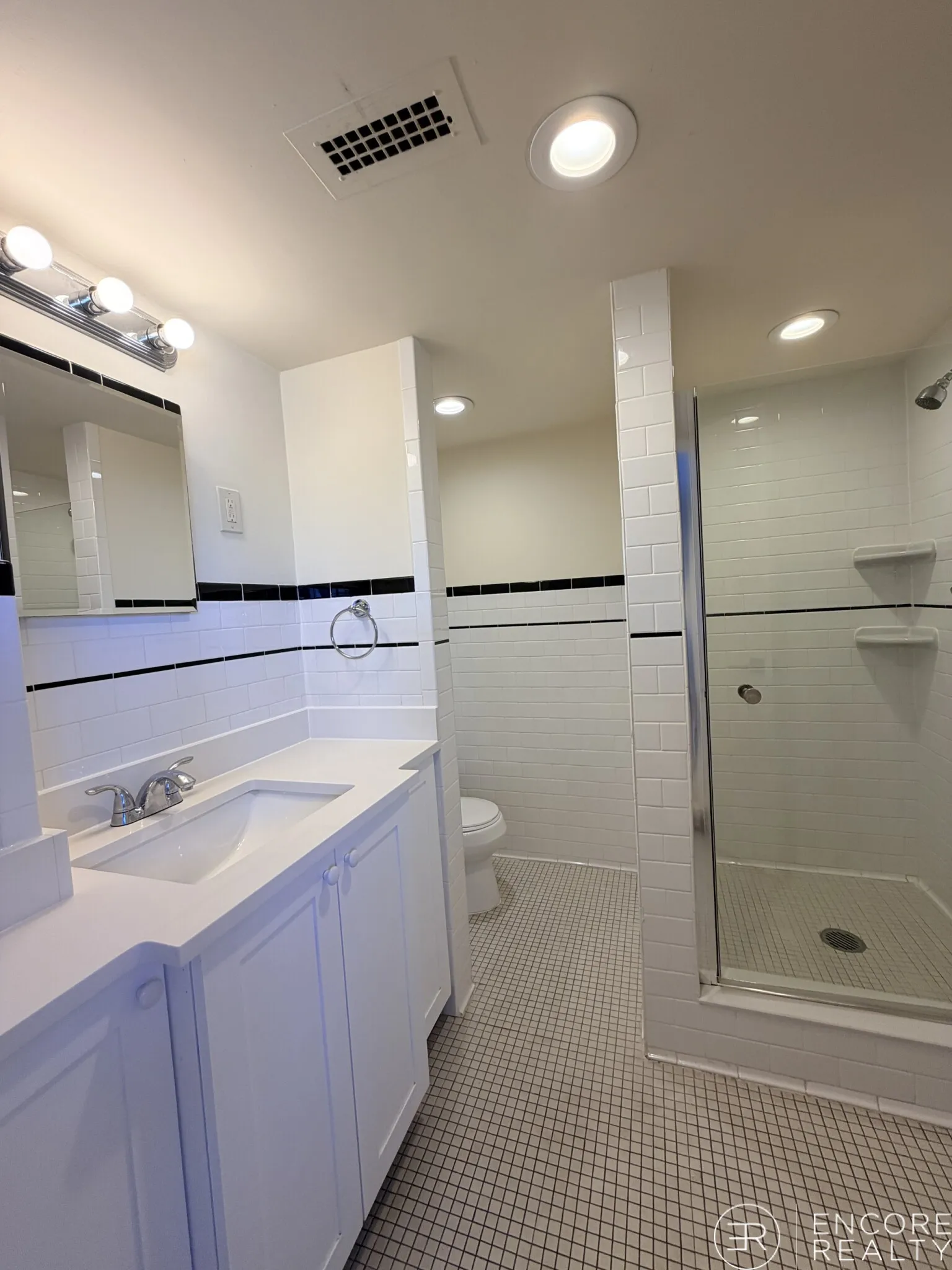 3 bed, 2 bath apartment for rent at 101 Monmouth St Unit 601A, Longwood — photo 23 of 32