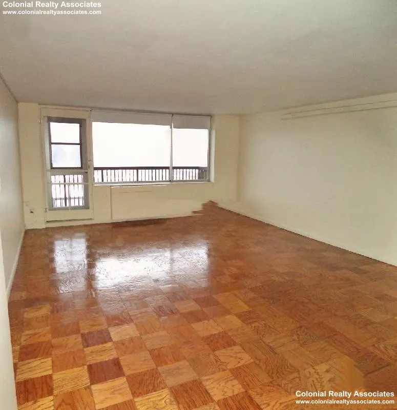 Studio bed, 1 bath apartment for rent at 101 Monmouth St Unit 612, Longwood — photo 2 of 16