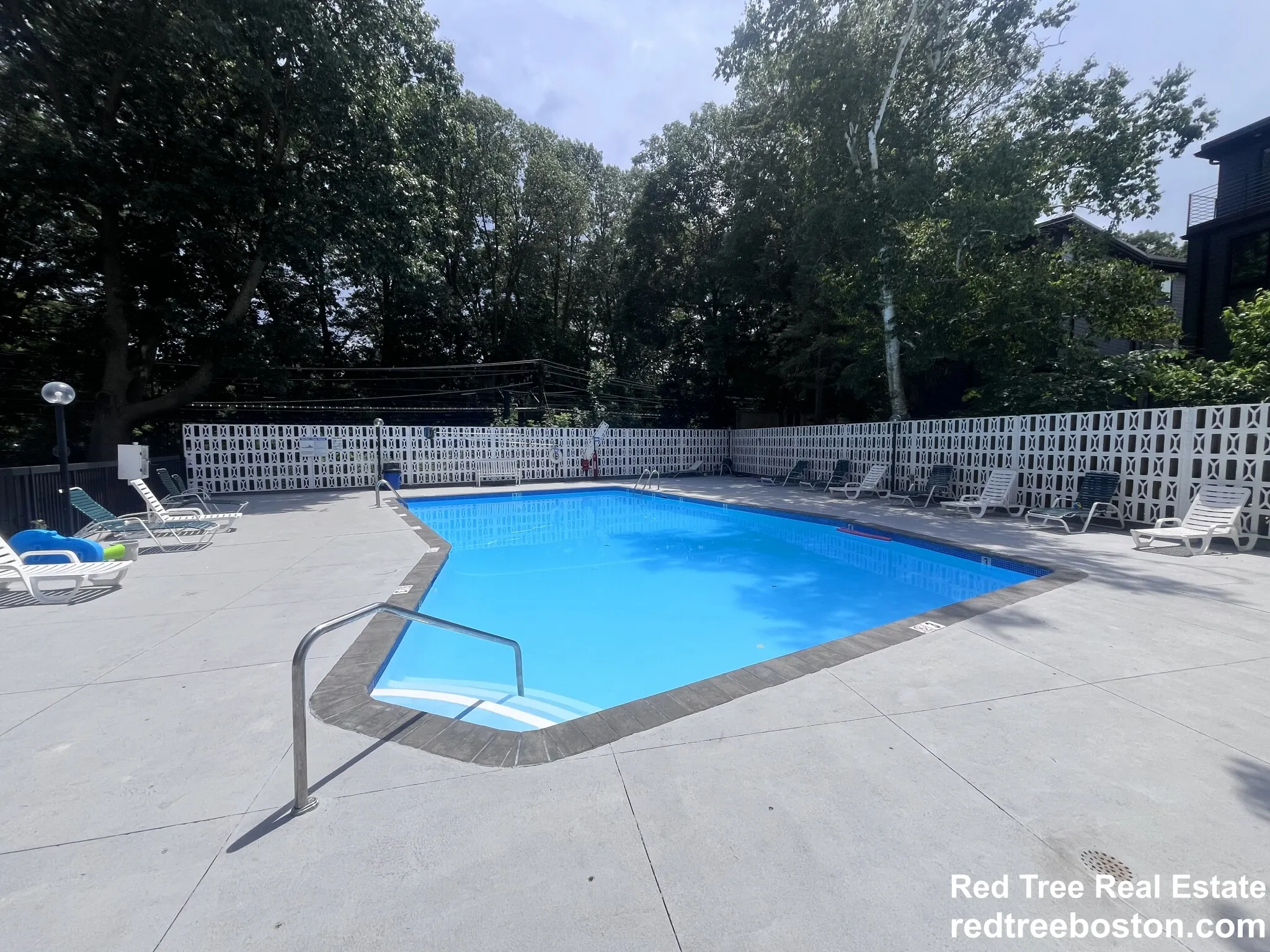 Studio bed, 1 bath apartment for rent at 101 Monmouth St Unit 710, Longwood — photo 9 of 38