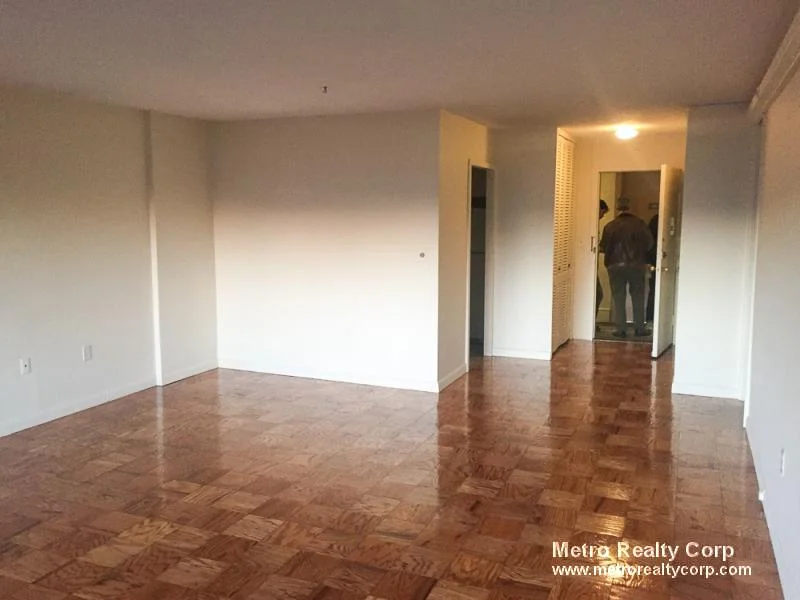 1 bed, 1 bath apartment for rent at 101 Monmouth St Unit 808, Longwood — photo 7 of 13