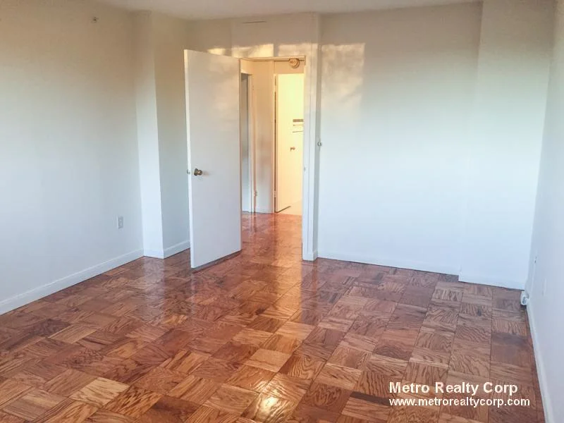 1 bed, 1 bath apartment for rent at 101 Monmouth St Unit 808, Longwood — photo 4 of 13
