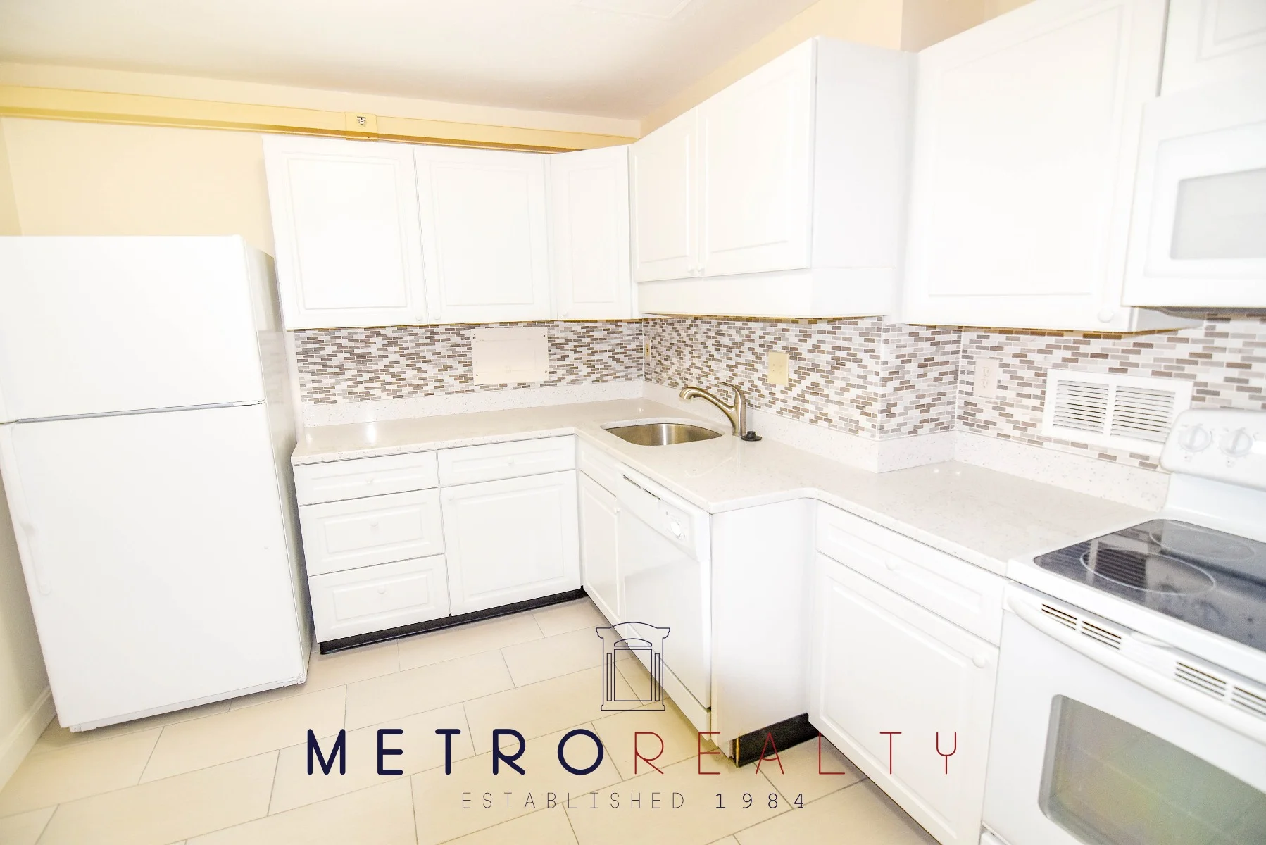 3 bed, 2 bath apartment for rent at 101 Monmouth St Unit 902, Longwood — photo 11 of 21