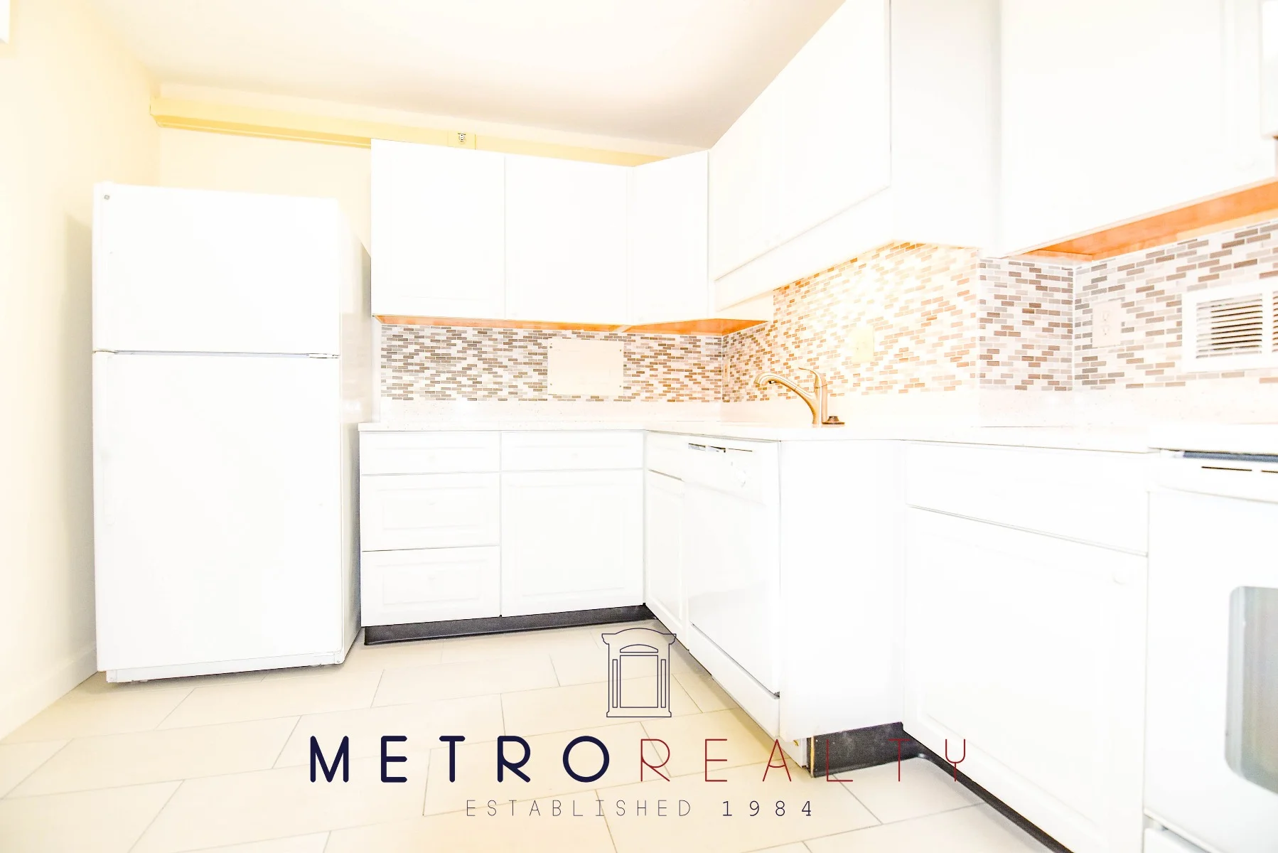 3 bed, 2 bath apartment for rent at 101 Monmouth St Unit 902, Longwood — photo 5 of 21