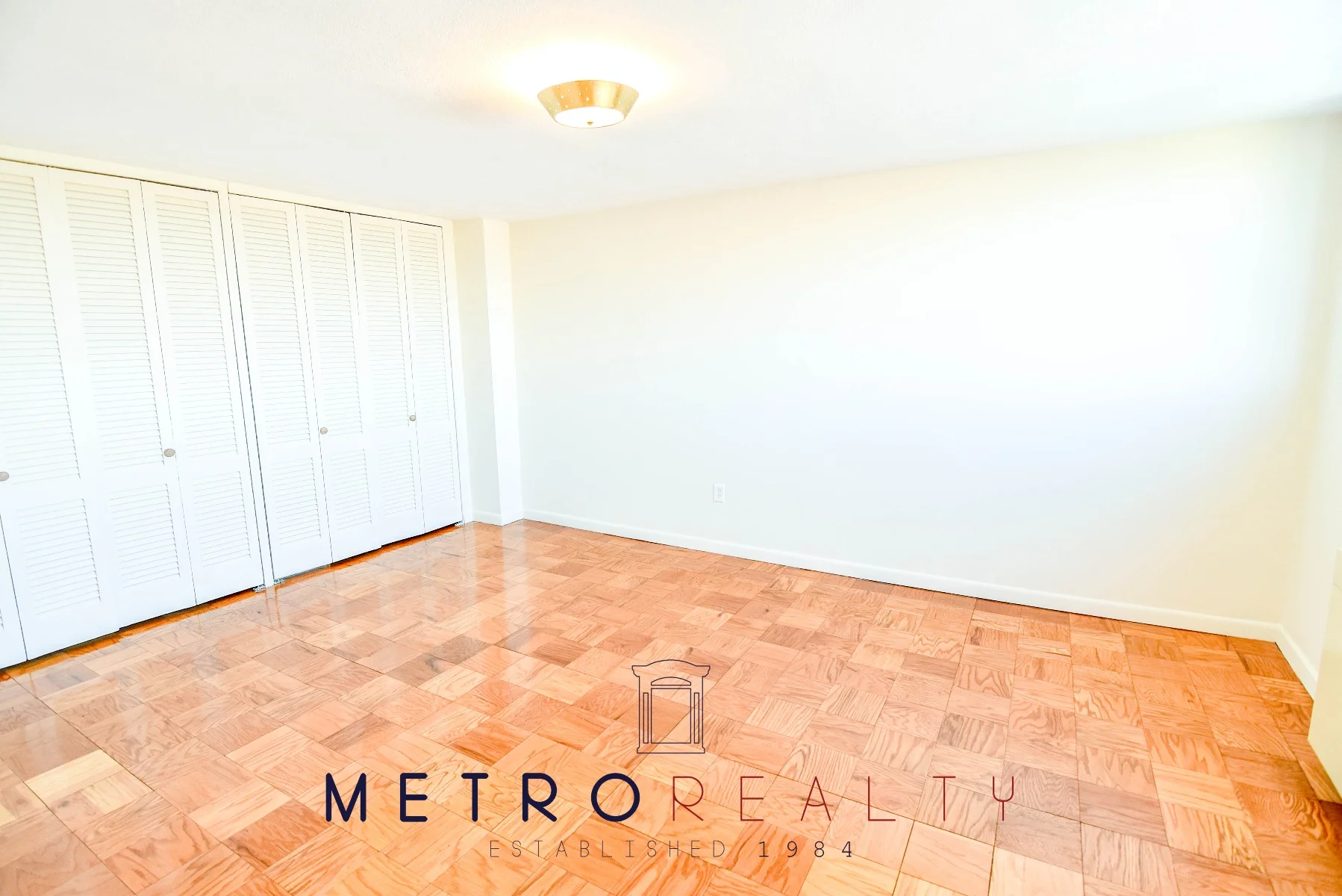 3 bed, 2 bath apartment for rent at 101 Monmouth St Unit 902, Longwood — photo 2 of 21