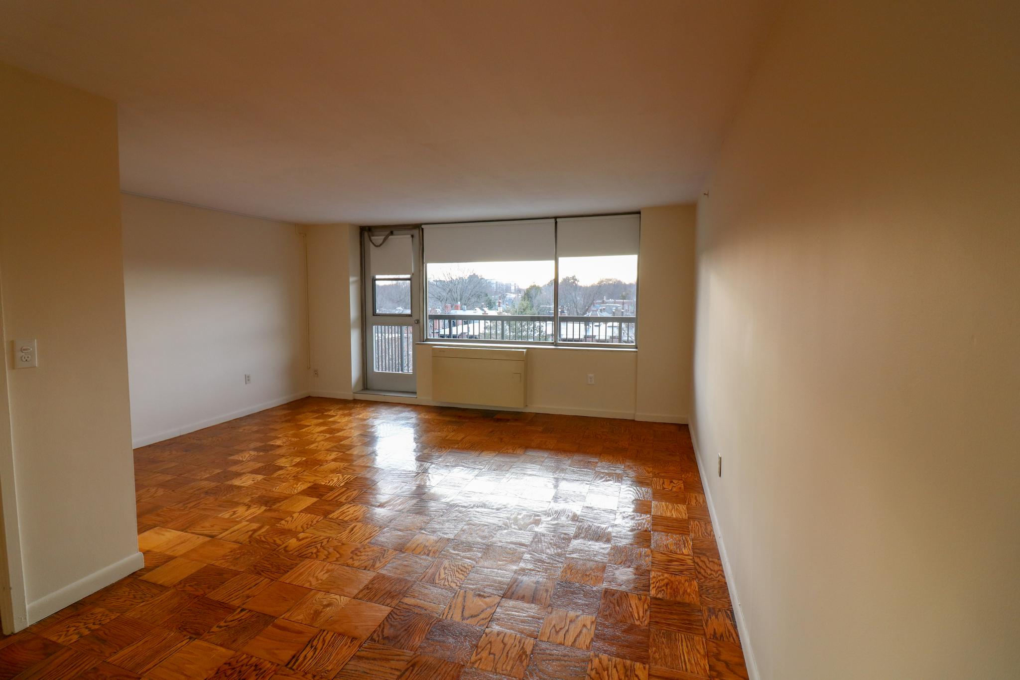 Studio bed, 1 bath apartment for rent at 101 Monmouth St Unit 904, Longwood — photo 1 of 13